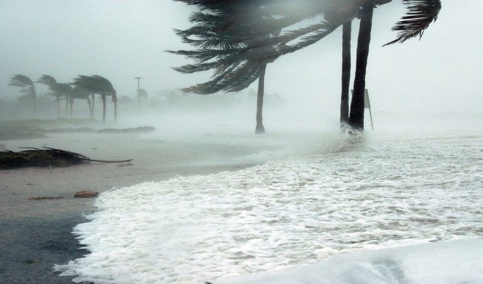 Elsa has left three dead in the Dominican Republic