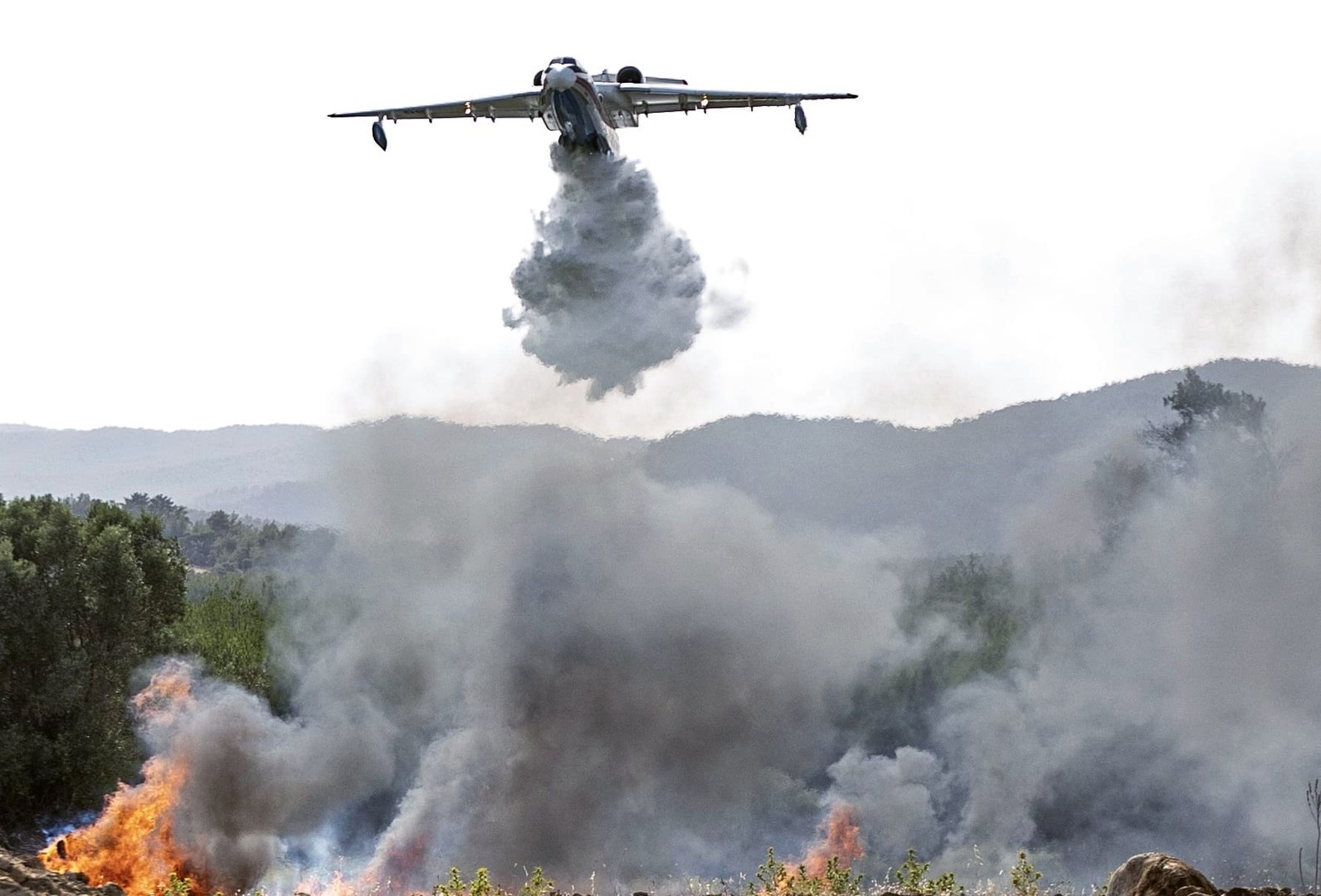 According to the Russian Defense Ministry, the firefighting plan is a Be-200